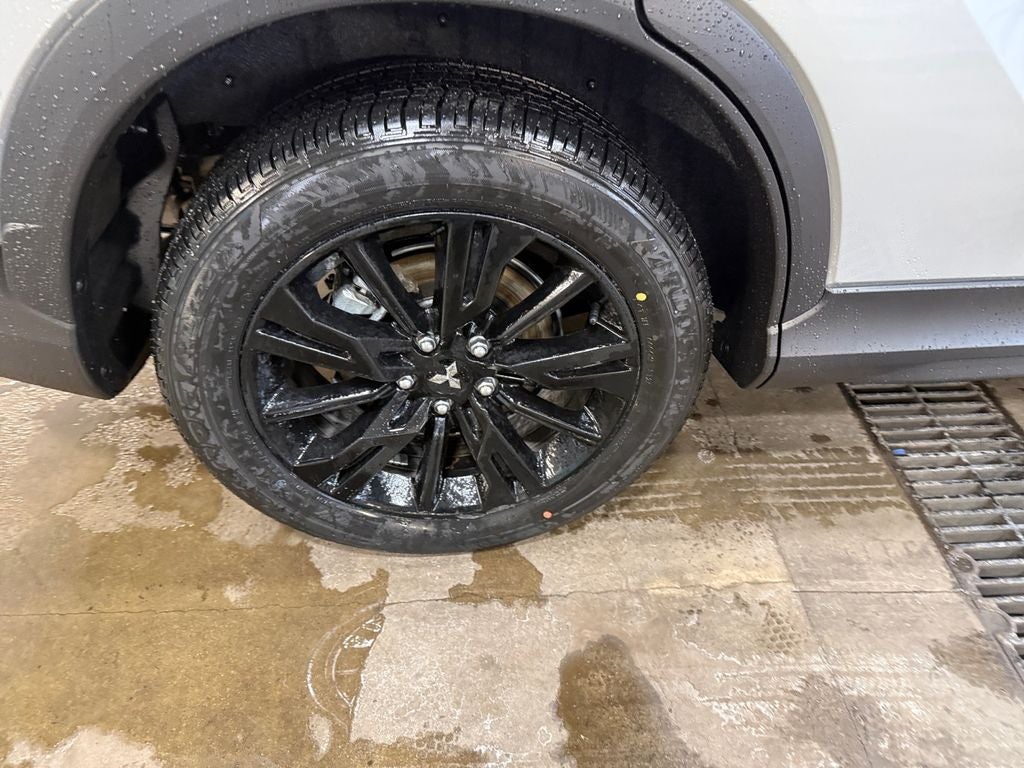 2026 Mitsubishi Eclipse Cross LE