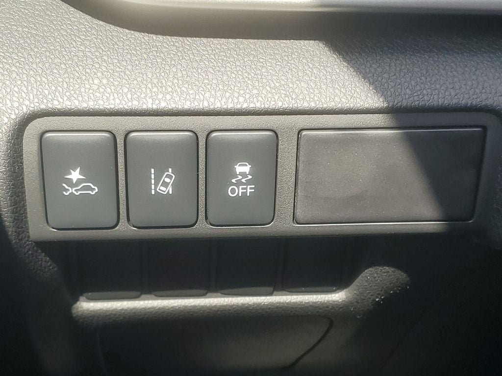 2026 Mitsubishi Eclipse Cross LE