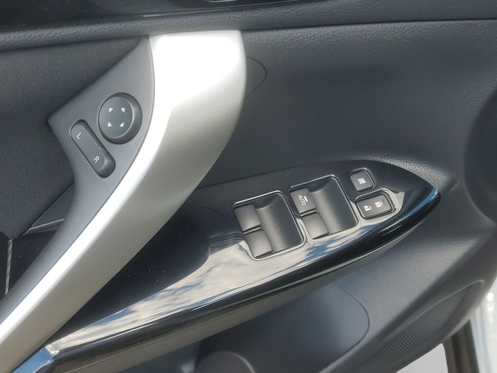 2026 Mitsubishi Eclipse Cross LE