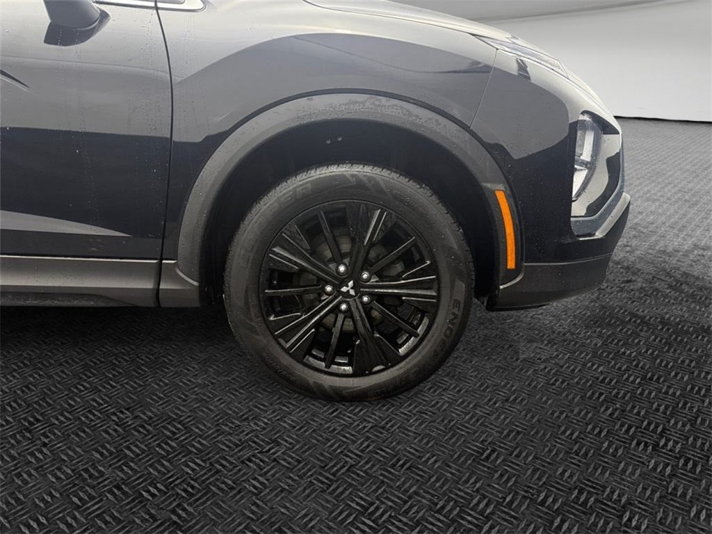 2022 Mitsubishi Eclipse Cross LE