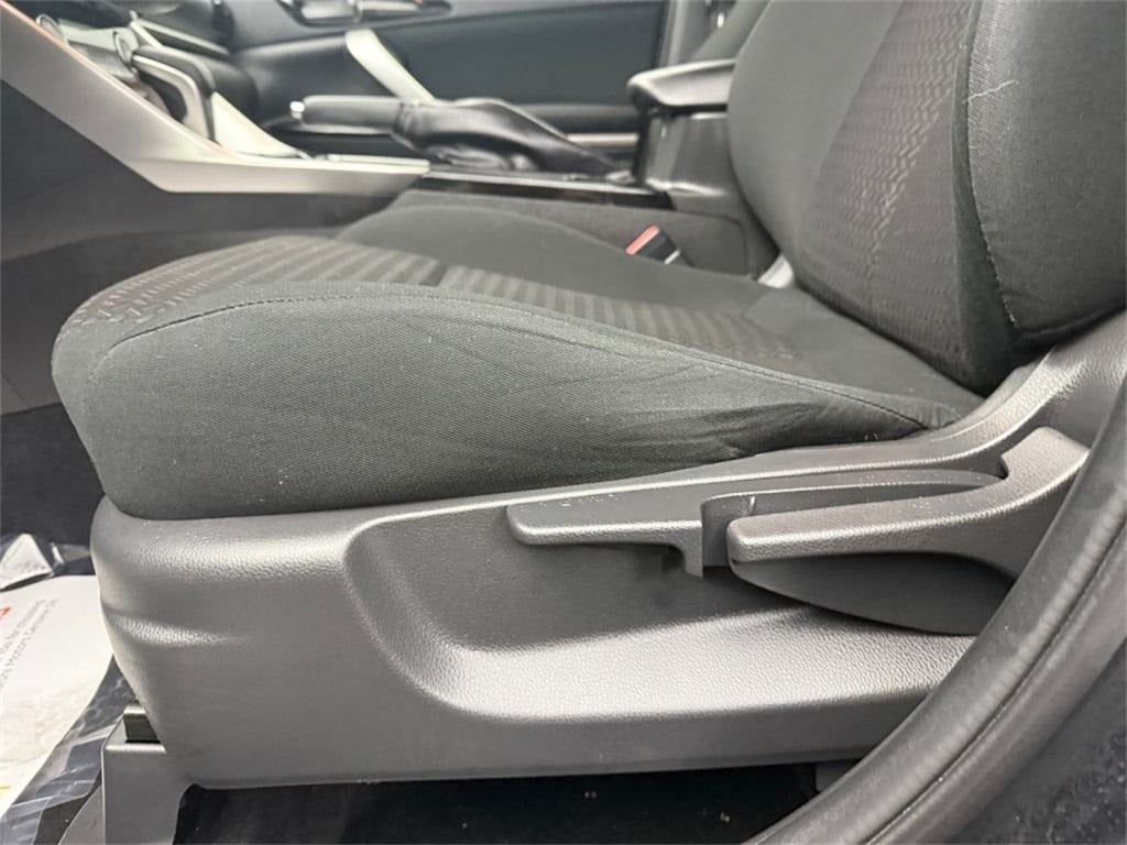 2022 Mitsubishi Eclipse Cross LE