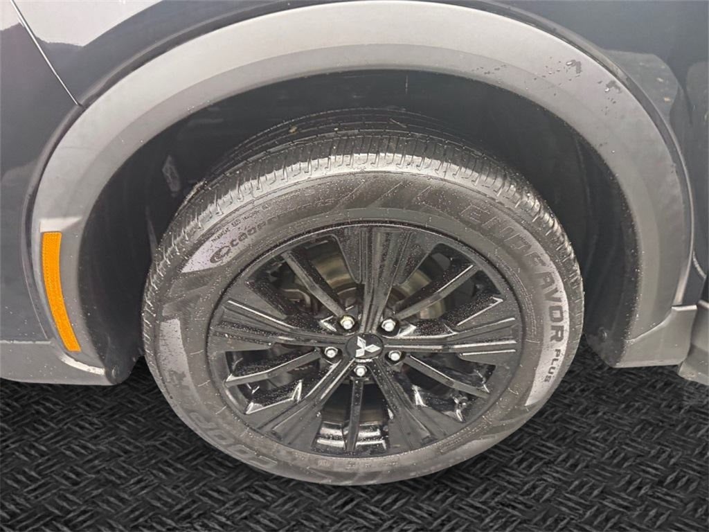 2022 Mitsubishi Eclipse Cross LE