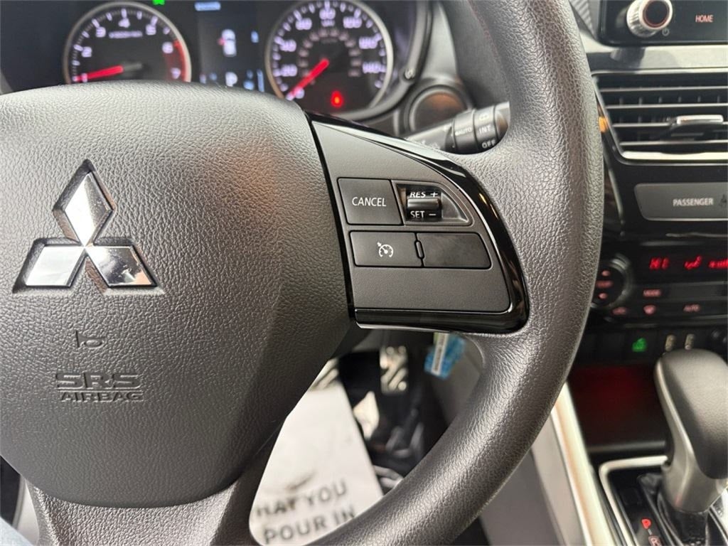 2022 Mitsubishi Eclipse Cross LE