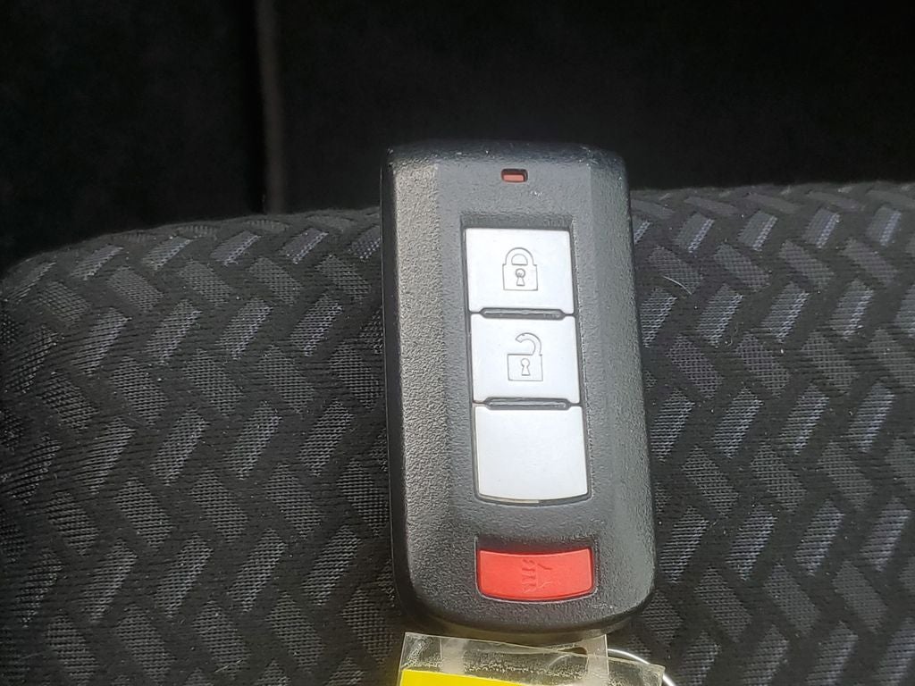2024 Mitsubishi Eclipse Cross LE