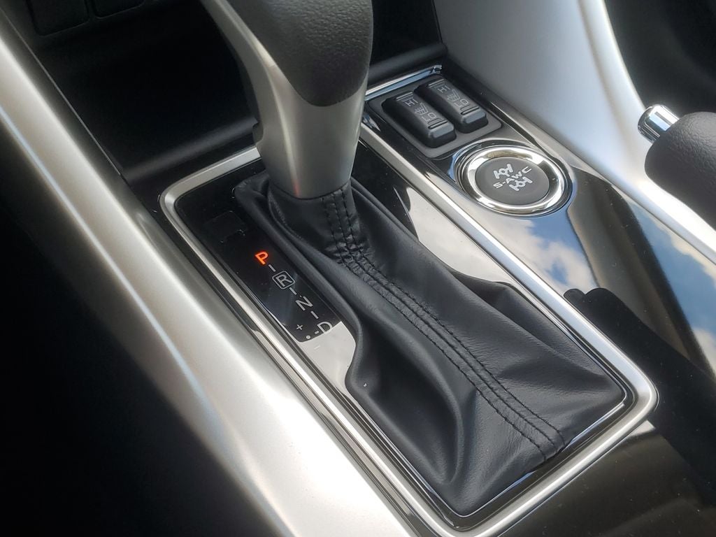 2026 Mitsubishi Eclipse Cross LE