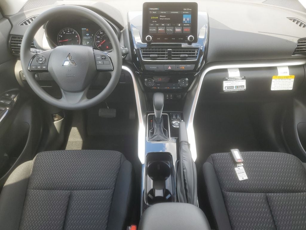 2026 Mitsubishi Eclipse Cross LE