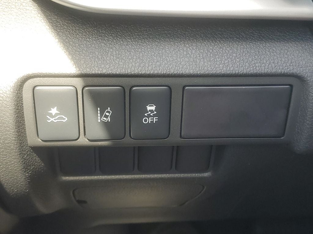 2026 Mitsubishi Eclipse Cross LE