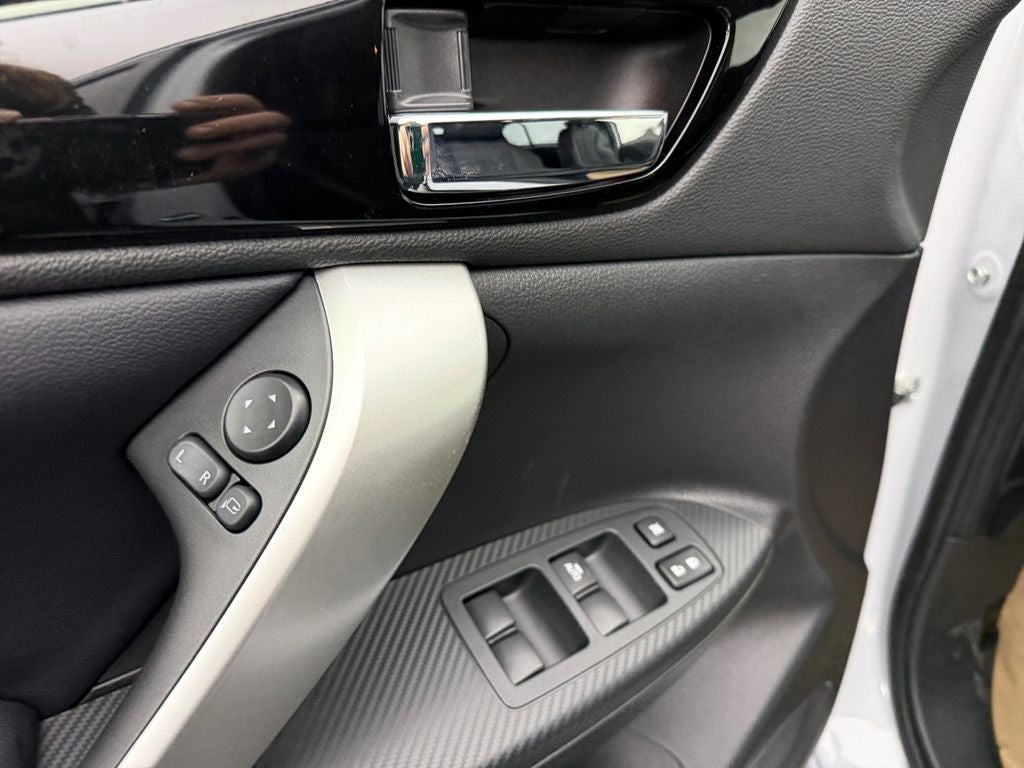 2026 Mitsubishi Eclipse Cross SE