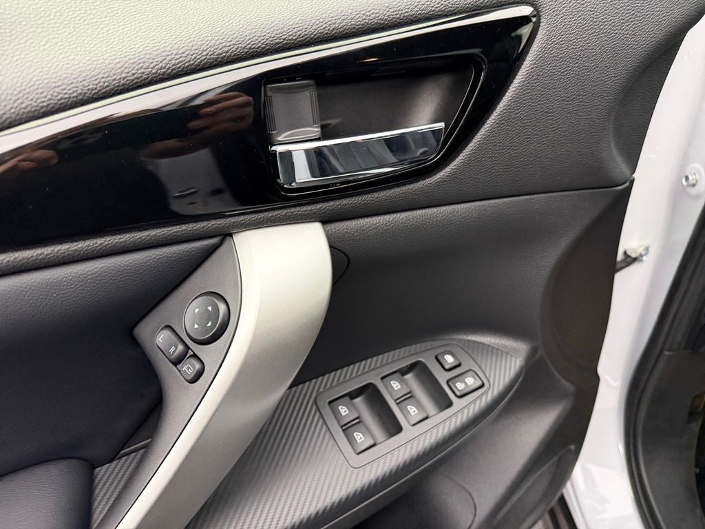 2026 Mitsubishi Eclipse Cross SEL