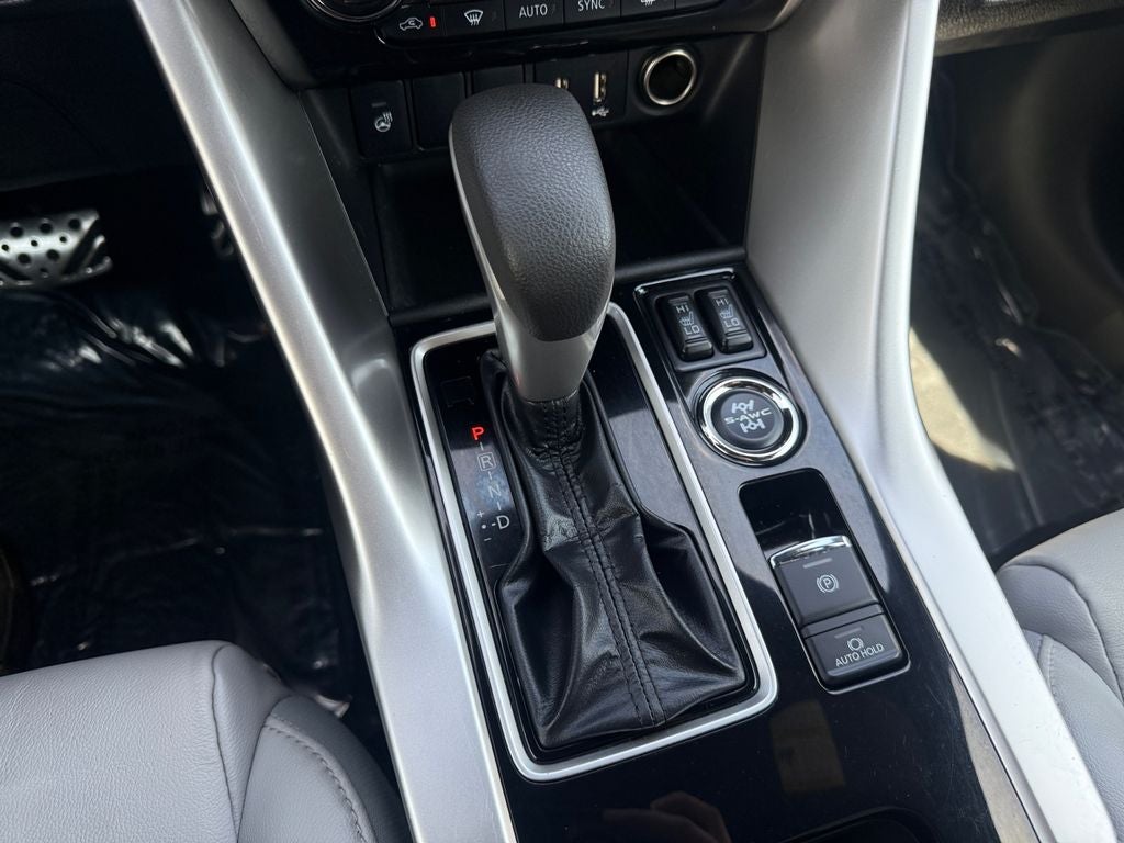 2024 Mitsubishi Eclipse Cross SEL