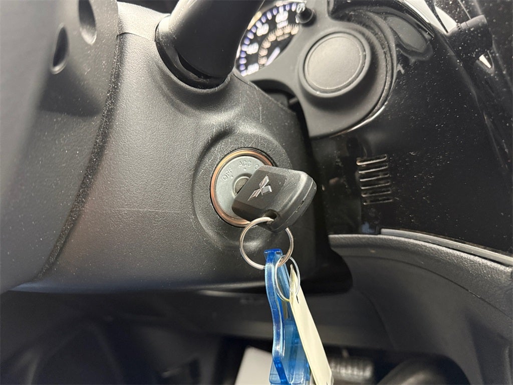 2020 Mitsubishi Outlander ES