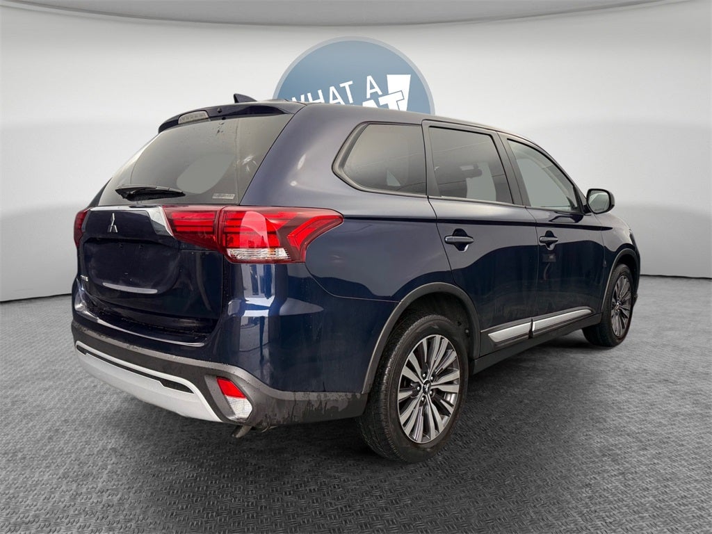 2020 Mitsubishi Outlander ES