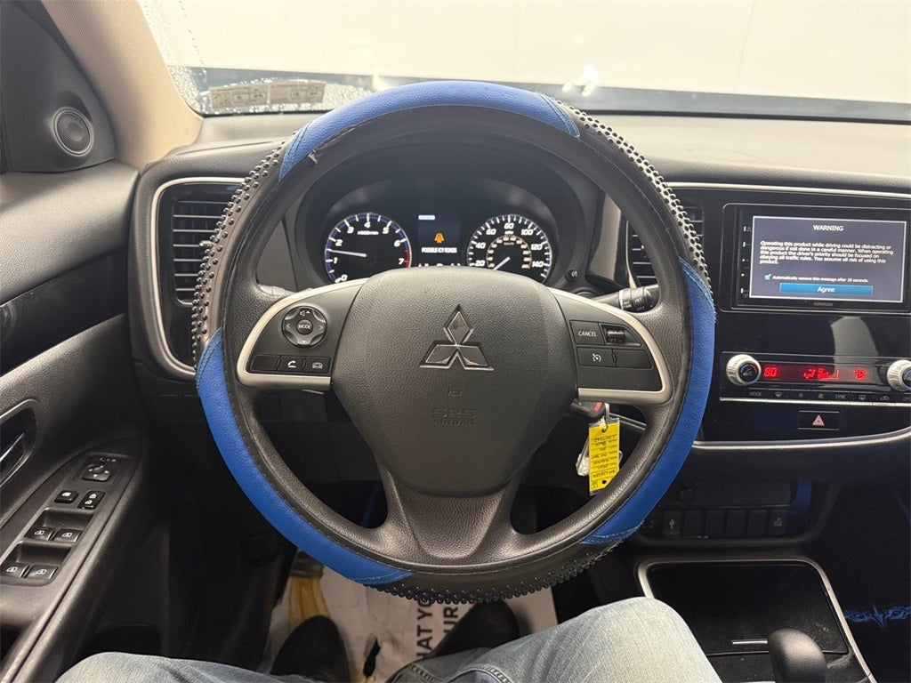 2020 Mitsubishi Outlander ES