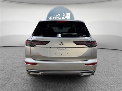 2026 Mitsubishi Outlander SE