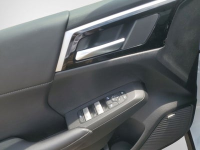 2026 Mitsubishi Outlander LE