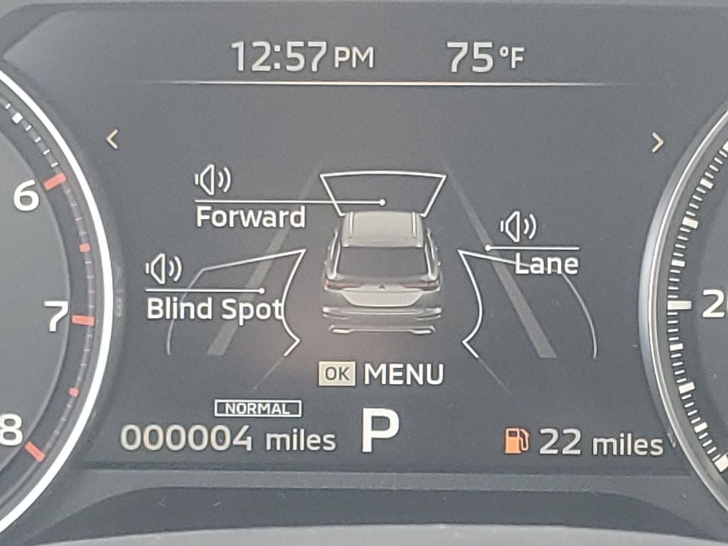 2026 Mitsubishi Outlander LE