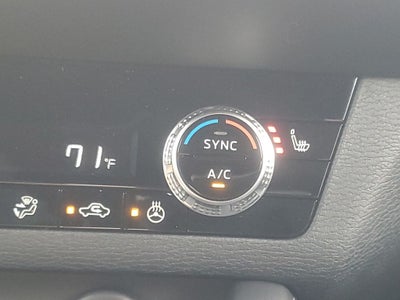 2026 Mitsubishi Outlander LE