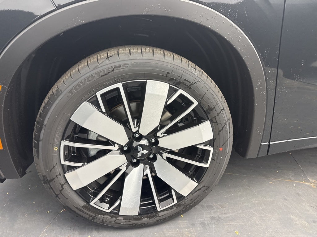 2025 Mitsubishi Outlander SEL