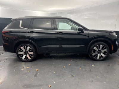2025 Mitsubishi Outlander SEL
