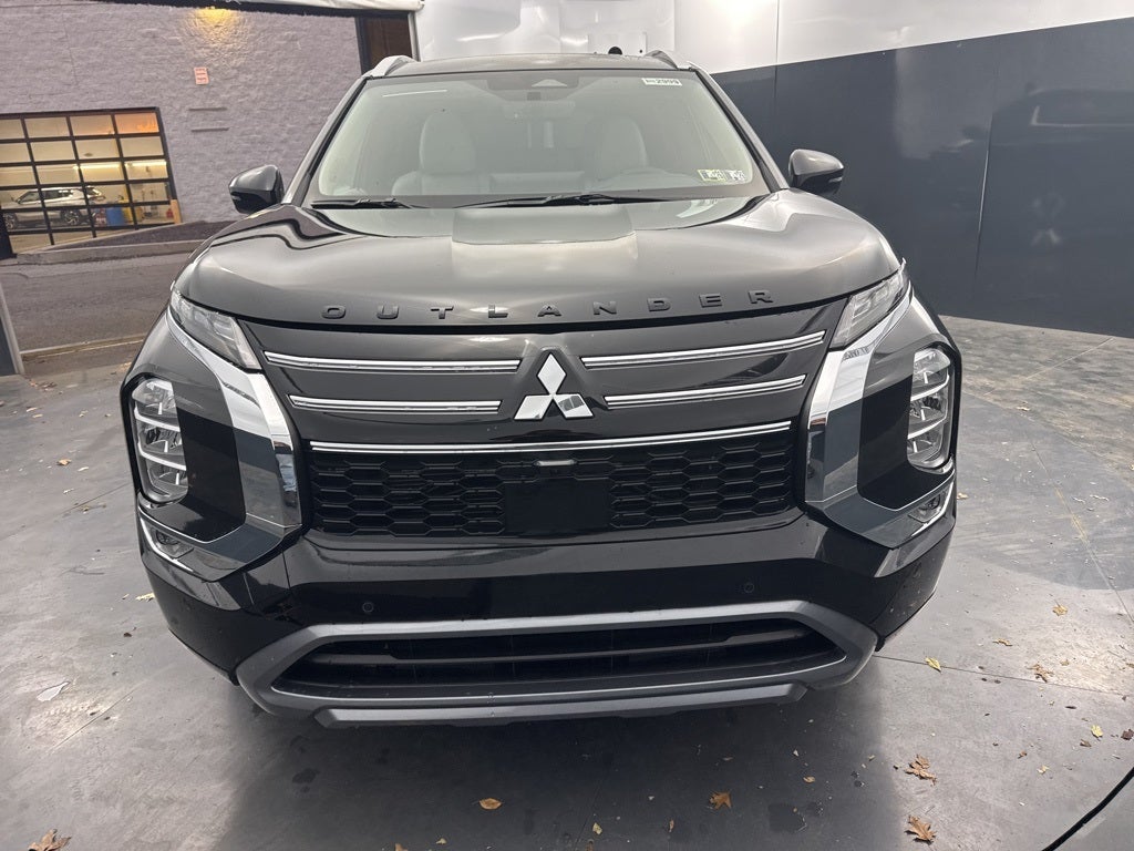 2025 Mitsubishi Outlander SEL
