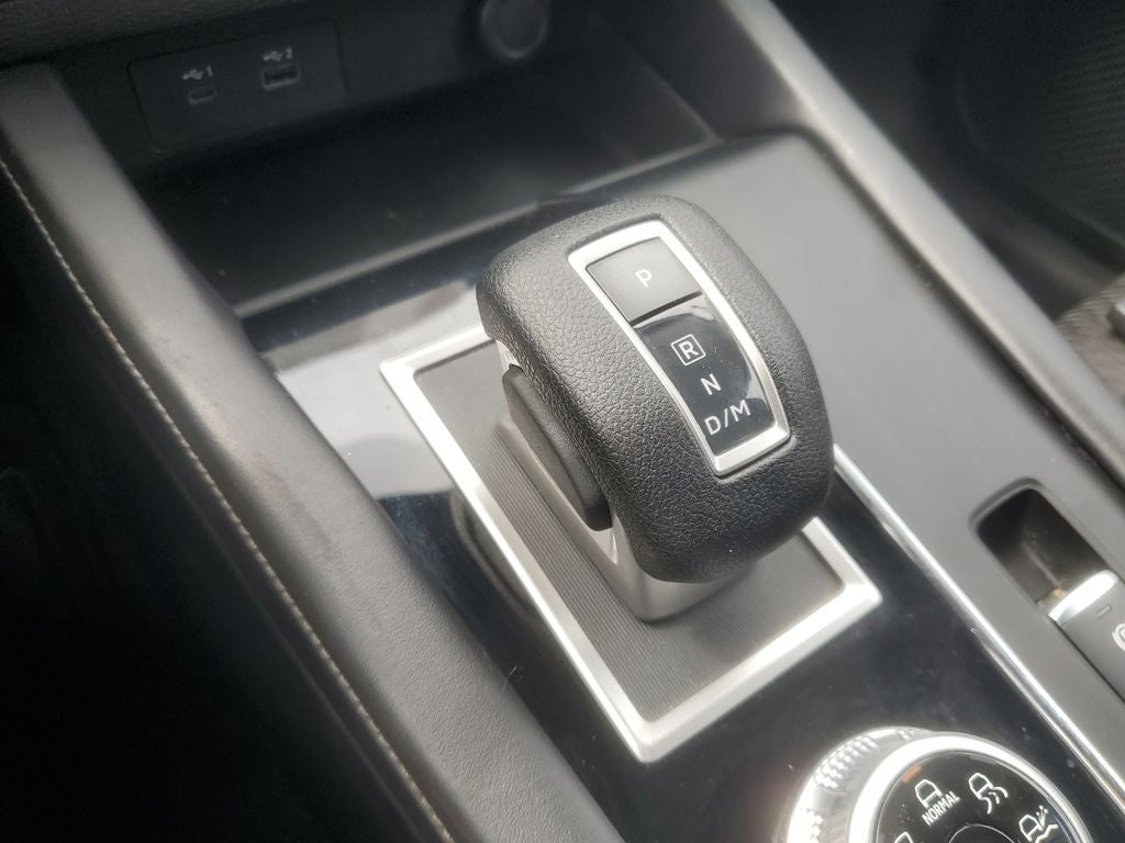 2023 Mitsubishi Outlander ES