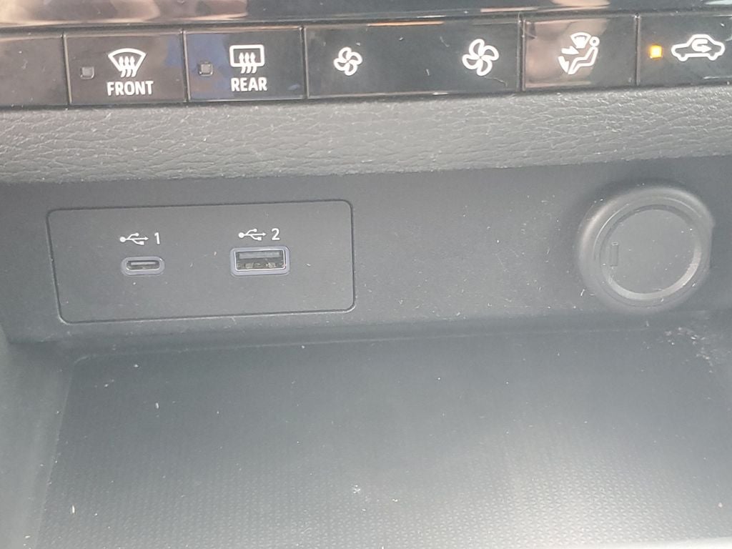 2023 Mitsubishi Outlander ES