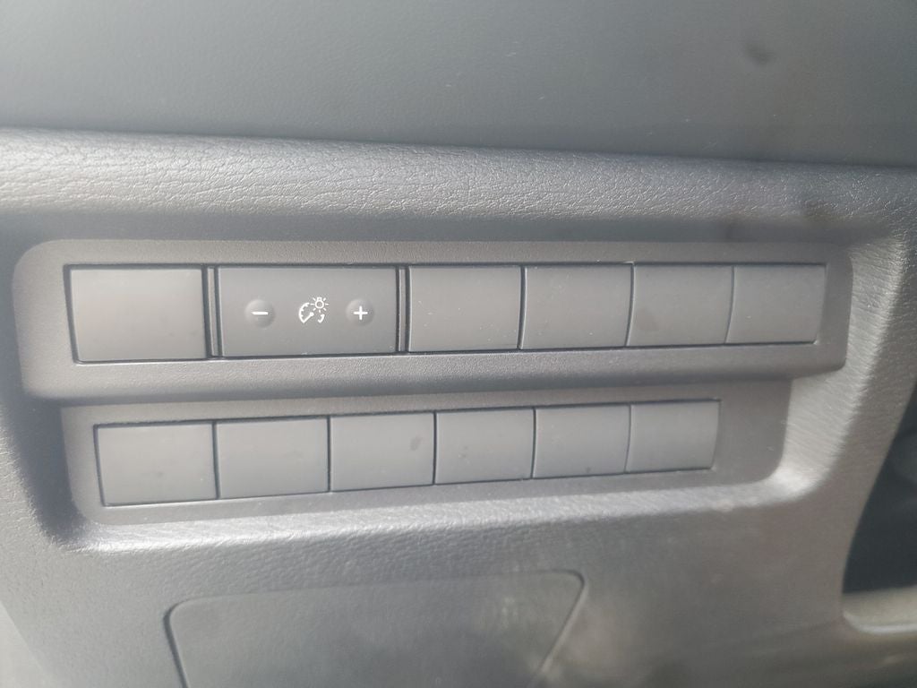 2023 Mitsubishi Outlander ES