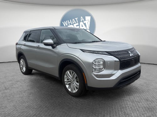2022 Mitsubishi Outlander ES
