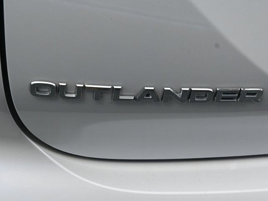 2022 Mitsubishi Outlander ES in North Huntingdon, PA - Jim Shorkey Auto Group