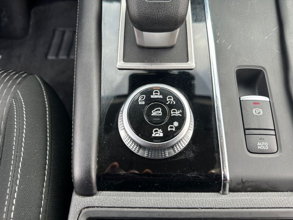 2022 Mitsubishi Outlander ES