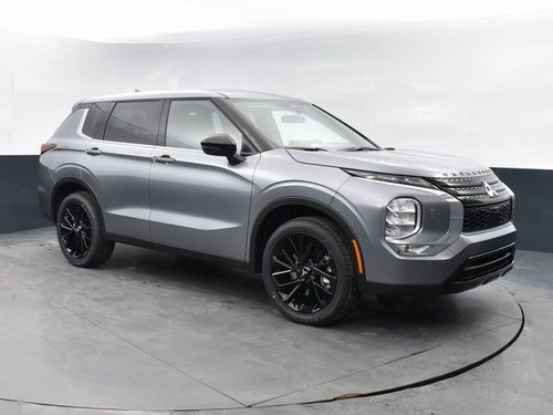 2023 Mitsubishi Outlander Base