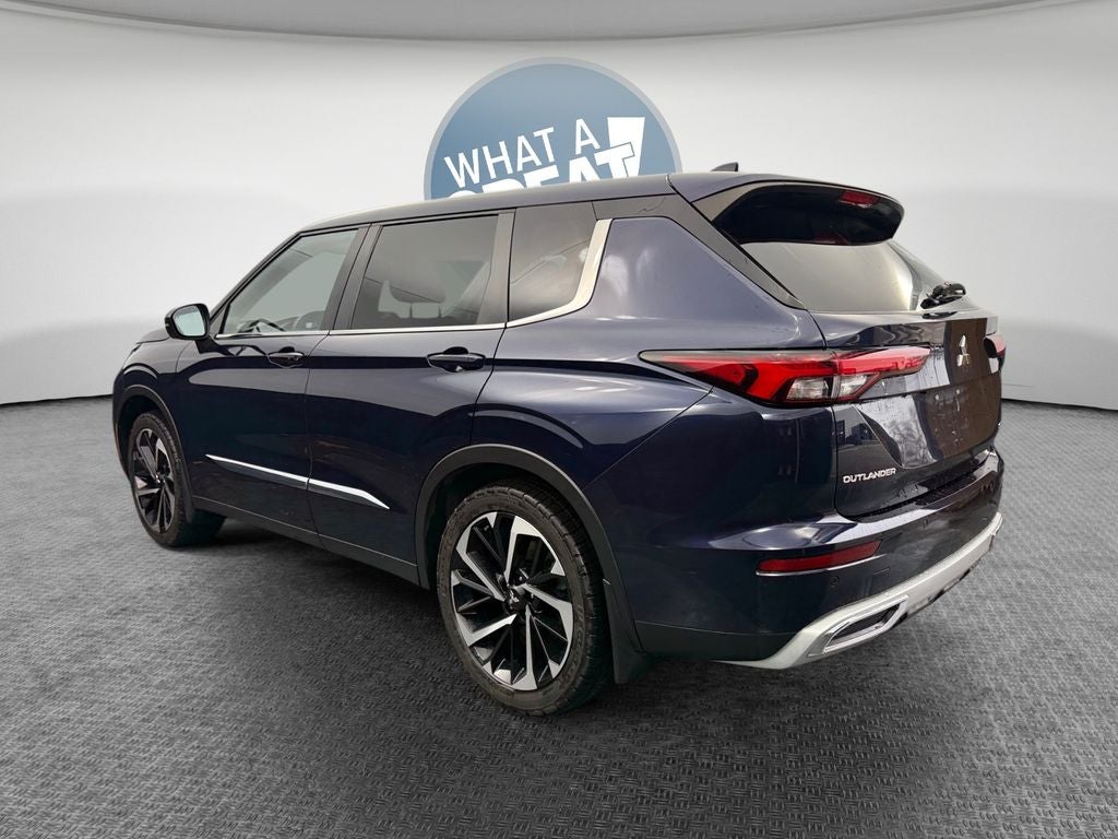 2022 Mitsubishi Outlander SE
