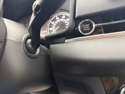 2024 Mitsubishi Outlander ES