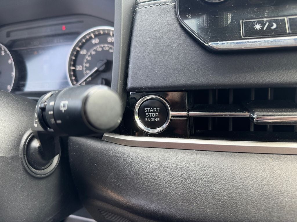 2022 Mitsubishi Outlander SE