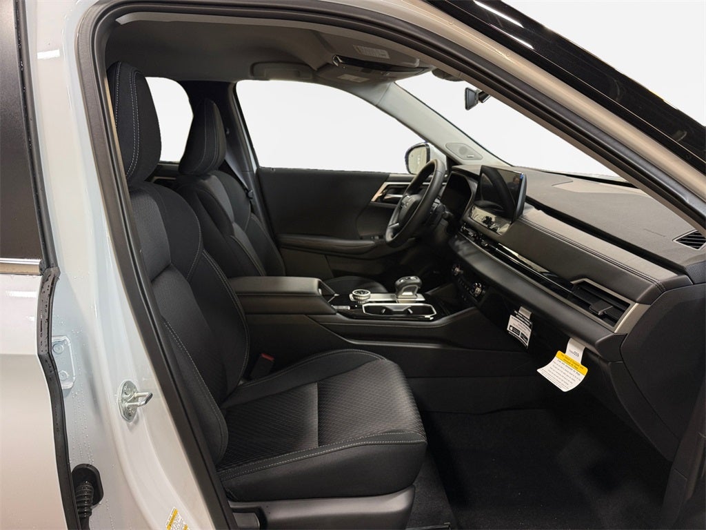 2025 Mitsubishi Outlander ES