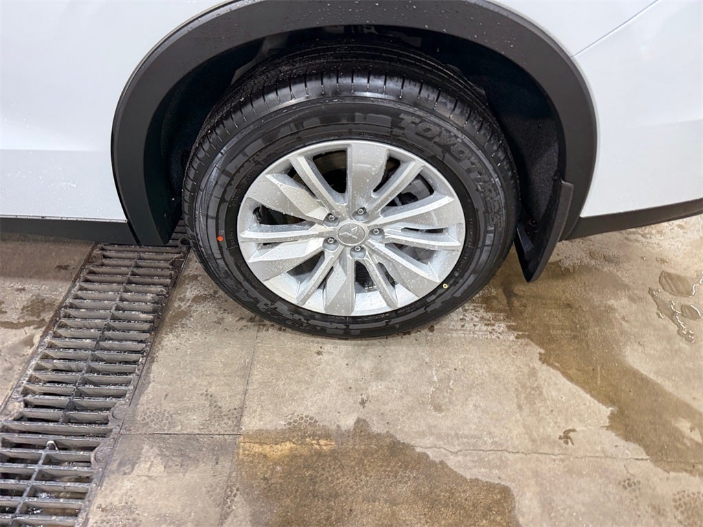 2025 Mitsubishi Outlander ES