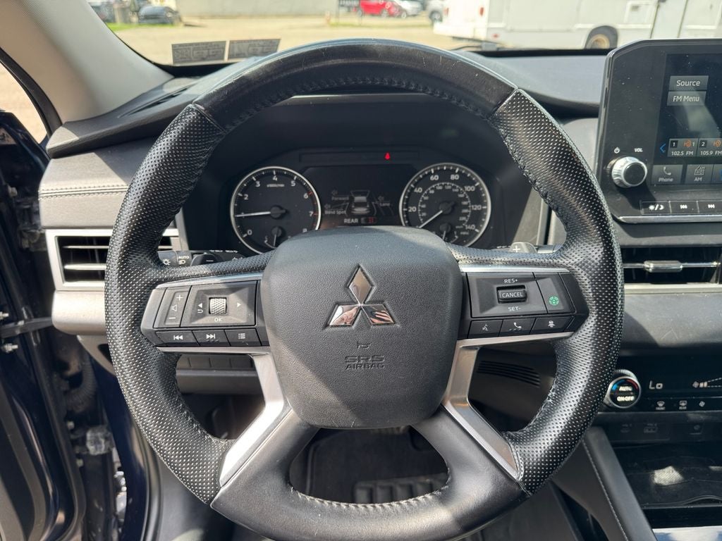 2022 Mitsubishi Outlander SE