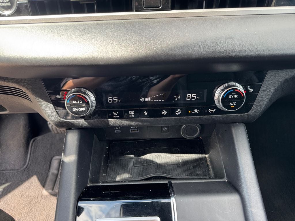 2022 Mitsubishi Outlander SE