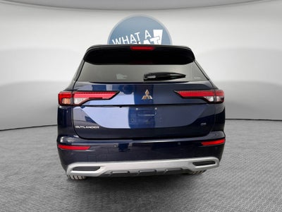 2022 Mitsubishi Outlander SE