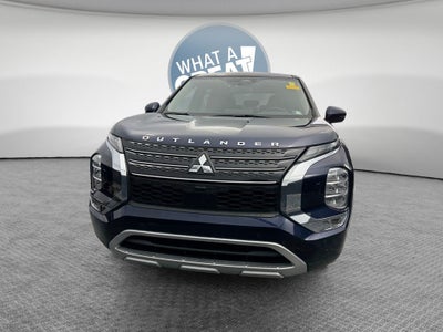 2022 Mitsubishi Outlander SE