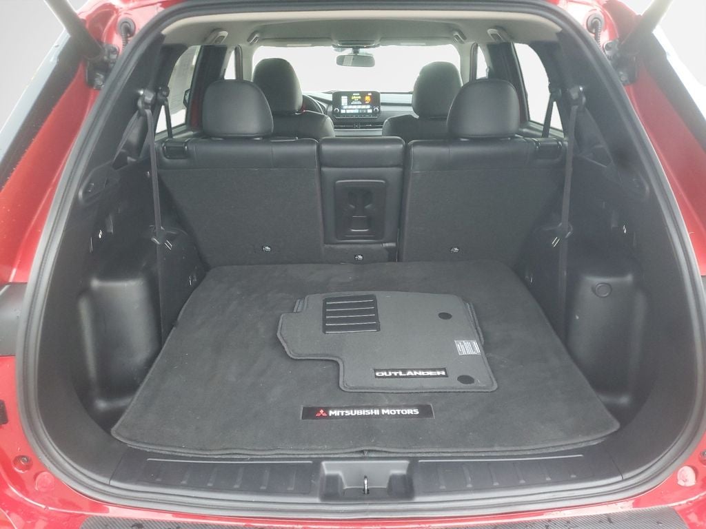 2023 Mitsubishi Outlander SE