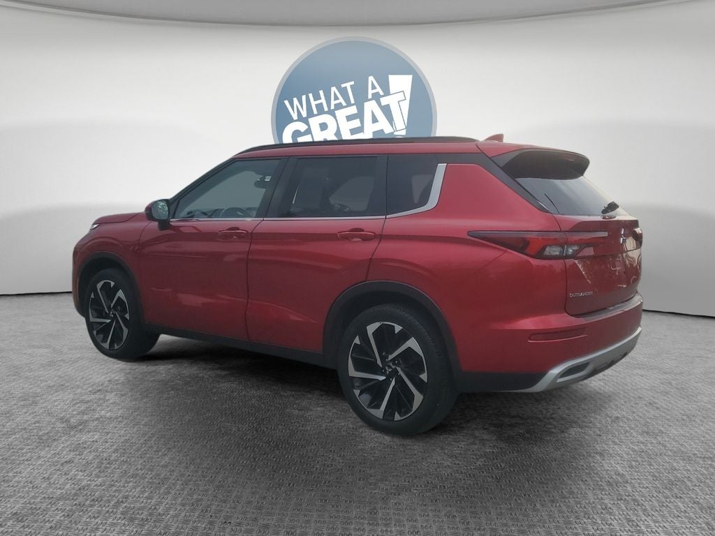 2023 Mitsubishi Outlander SE