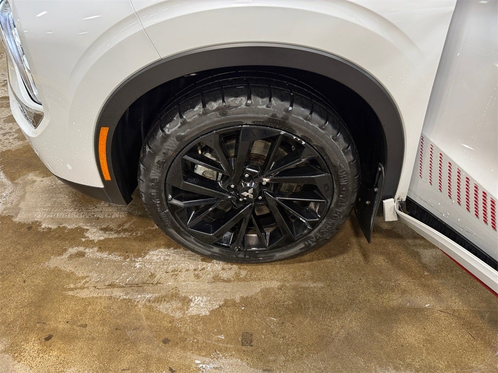 2023 Mitsubishi Outlander Ralliart