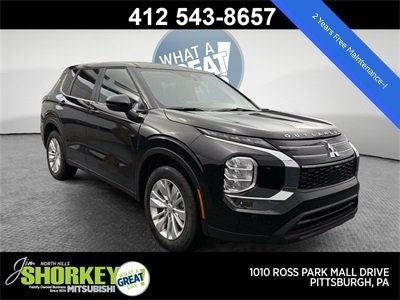 2026 Mitsubishi Outlander ES