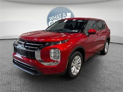 2026 Mitsubishi Outlander ES