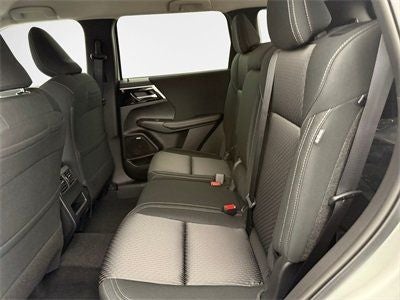 2026 Mitsubishi Outlander ES