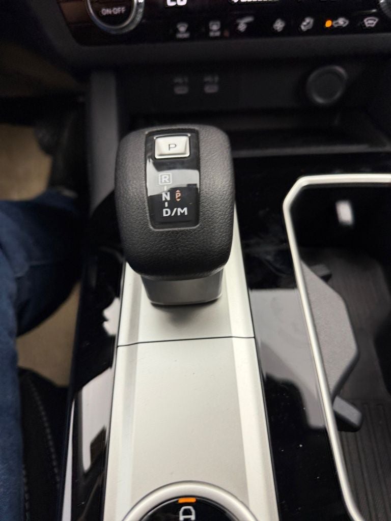 2026 Mitsubishi Outlander ES