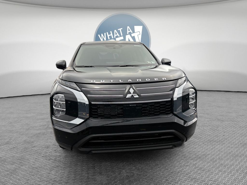 2026 Mitsubishi Outlander ES