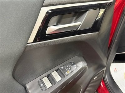 2026 Mitsubishi Outlander ES