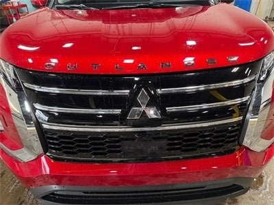 2026 Mitsubishi Outlander ES